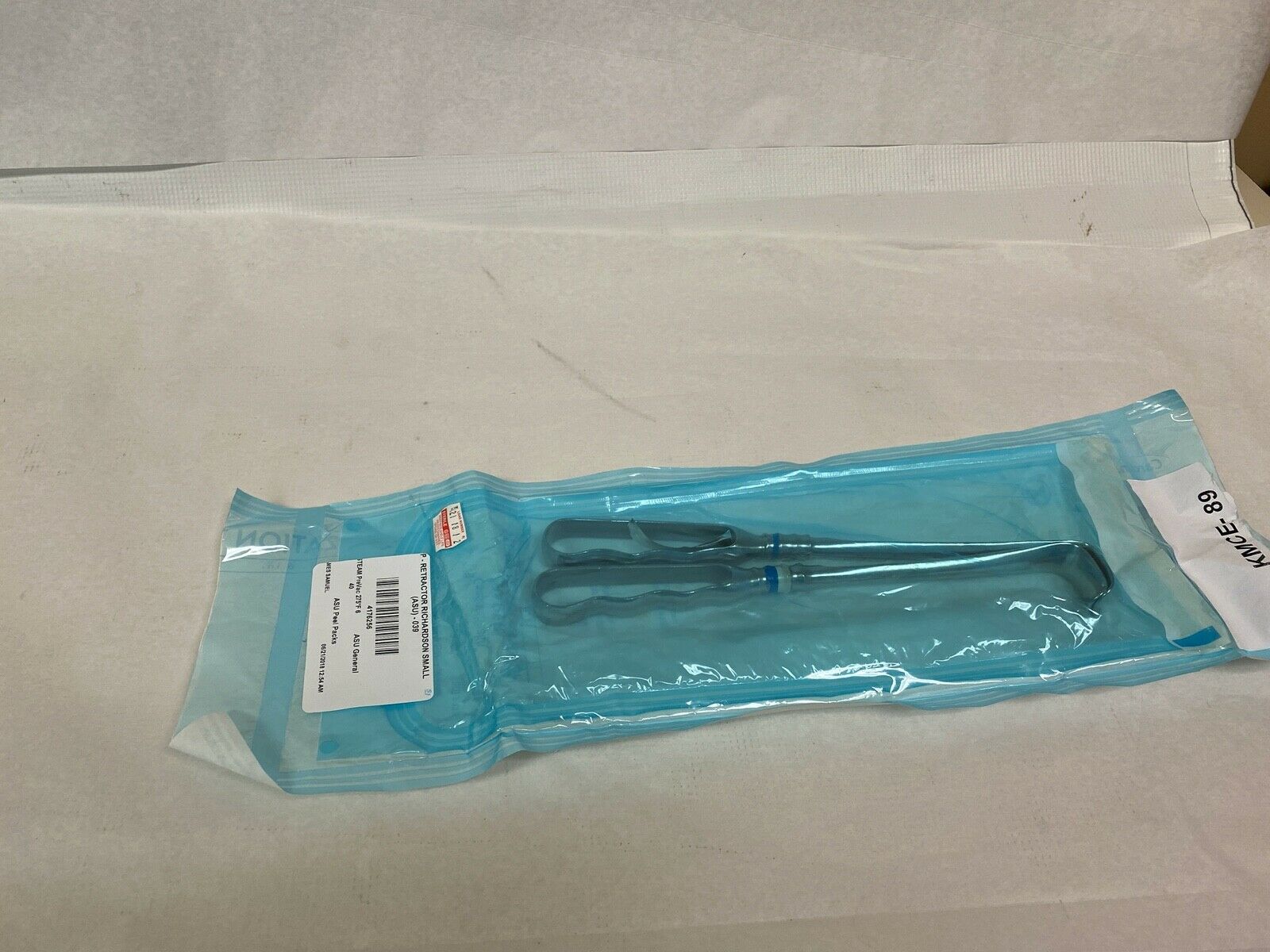 Retractor Richardson Small 039 | KMCE-89 DIAGNOSTIC ULTRASOUND MACHINES FOR SALE