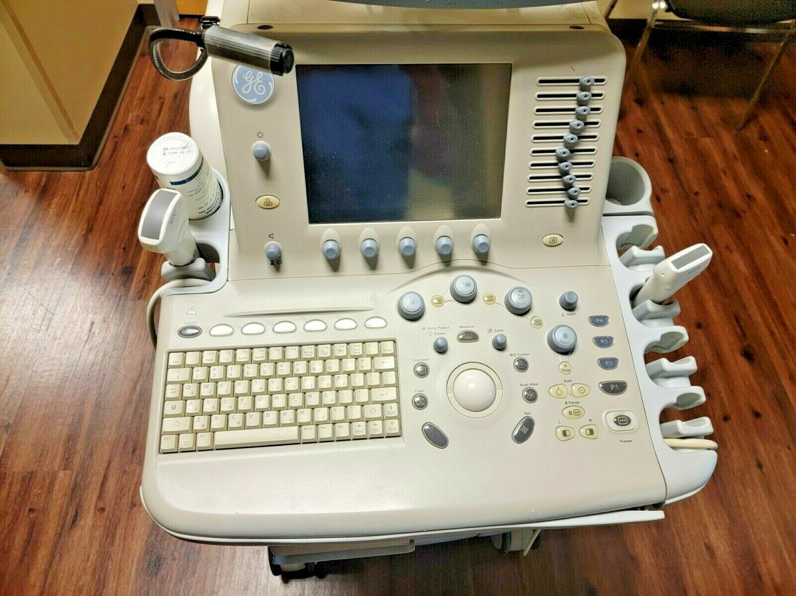 GE Logiq 7 Ultrasound with M7C and M12L Probes DIAGNOSTIC ULTRASOUND MACHINES FOR SALE