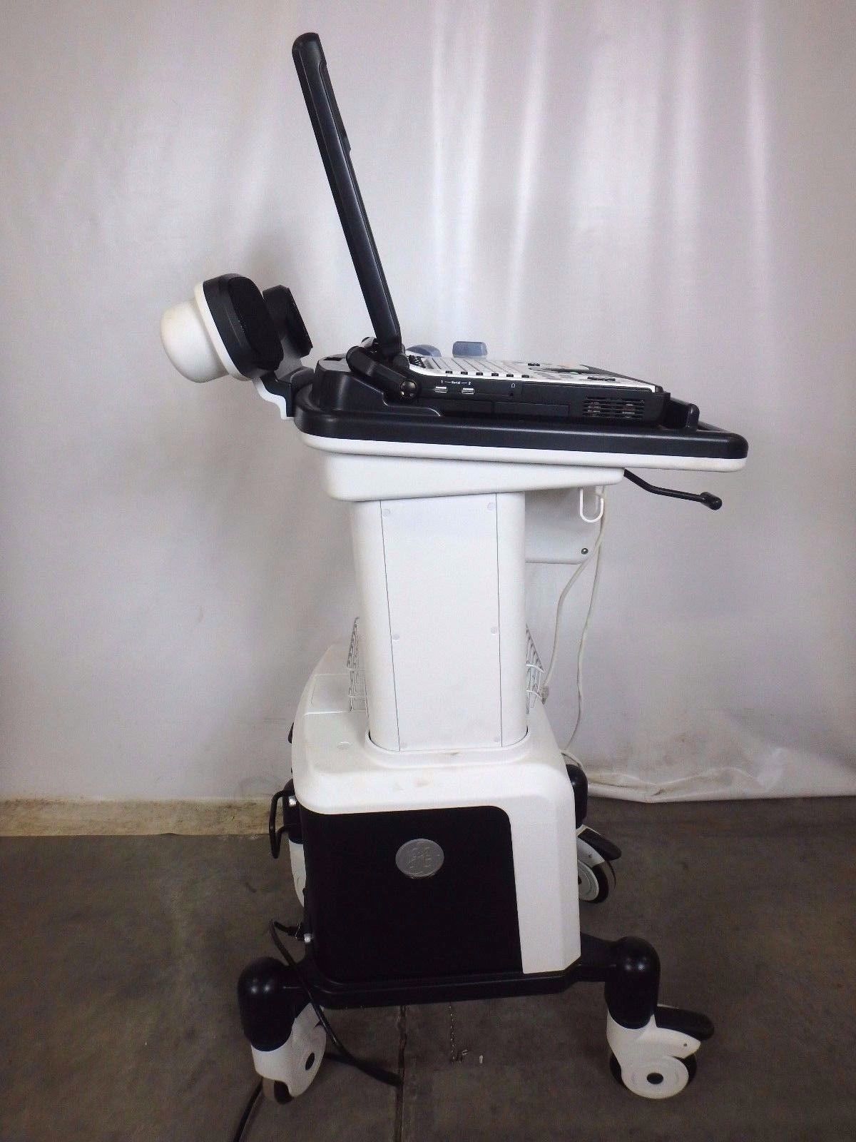 GE LOGIQ-e BT12 Portable 3D Ultrasound w/ 12L-RS Linear & 4C-RS Convex Probes DIAGNOSTIC ULTRASOUND MACHINES FOR SALE