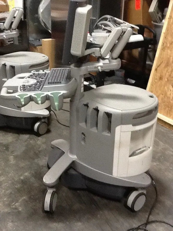 2009 2008 SIEMENS Acuson S2000 ULTRASOUND SYSTEM. NO probe. USED. WORKS FINE DIAGNOSTIC ULTRASOUND MACHINES FOR SALE
