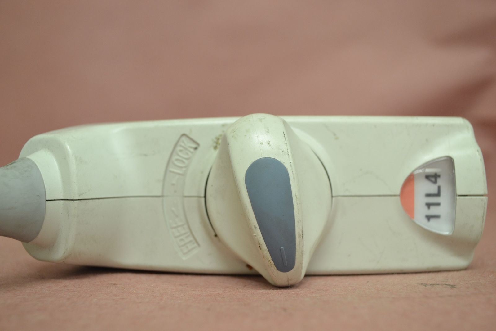 Toshiba Artida PLT-704SBT 11-4.8MHz Linear Ultrasound Transducer Probe J1624 DIAGNOSTIC ULTRASOUND MACHINES FOR SALE