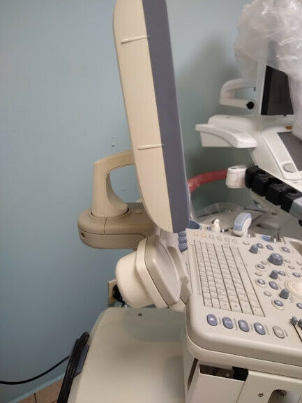 GE Logiq P5 Ultrasound DIAGNOSTIC ULTRASOUND MACHINES FOR SALE