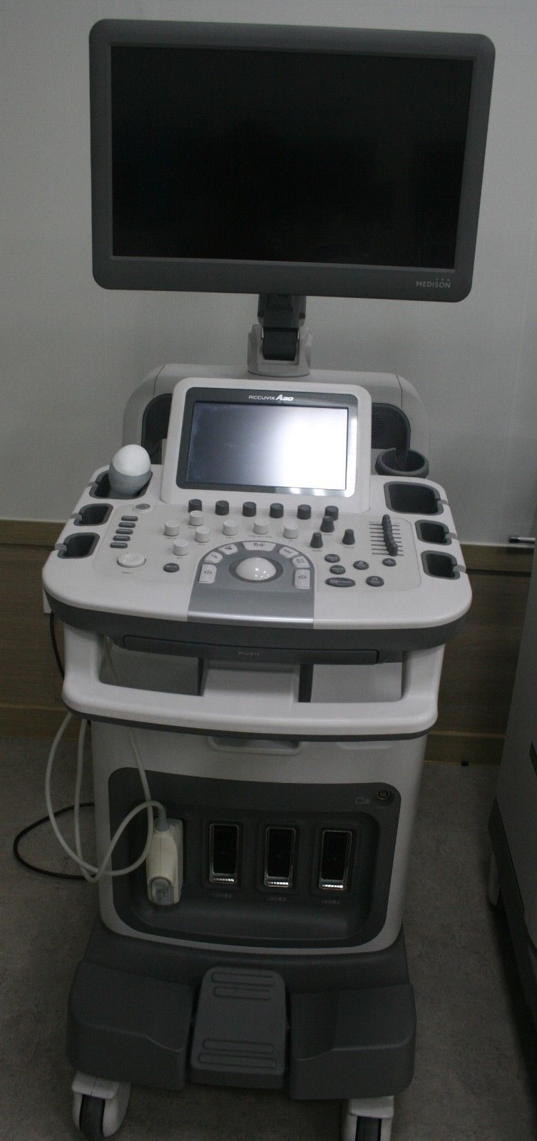 Samsung Medison A30 Ultrasound with 3 Transducers New Low price DIAGNOSTIC ULTRASOUND MACHINES FOR SALE