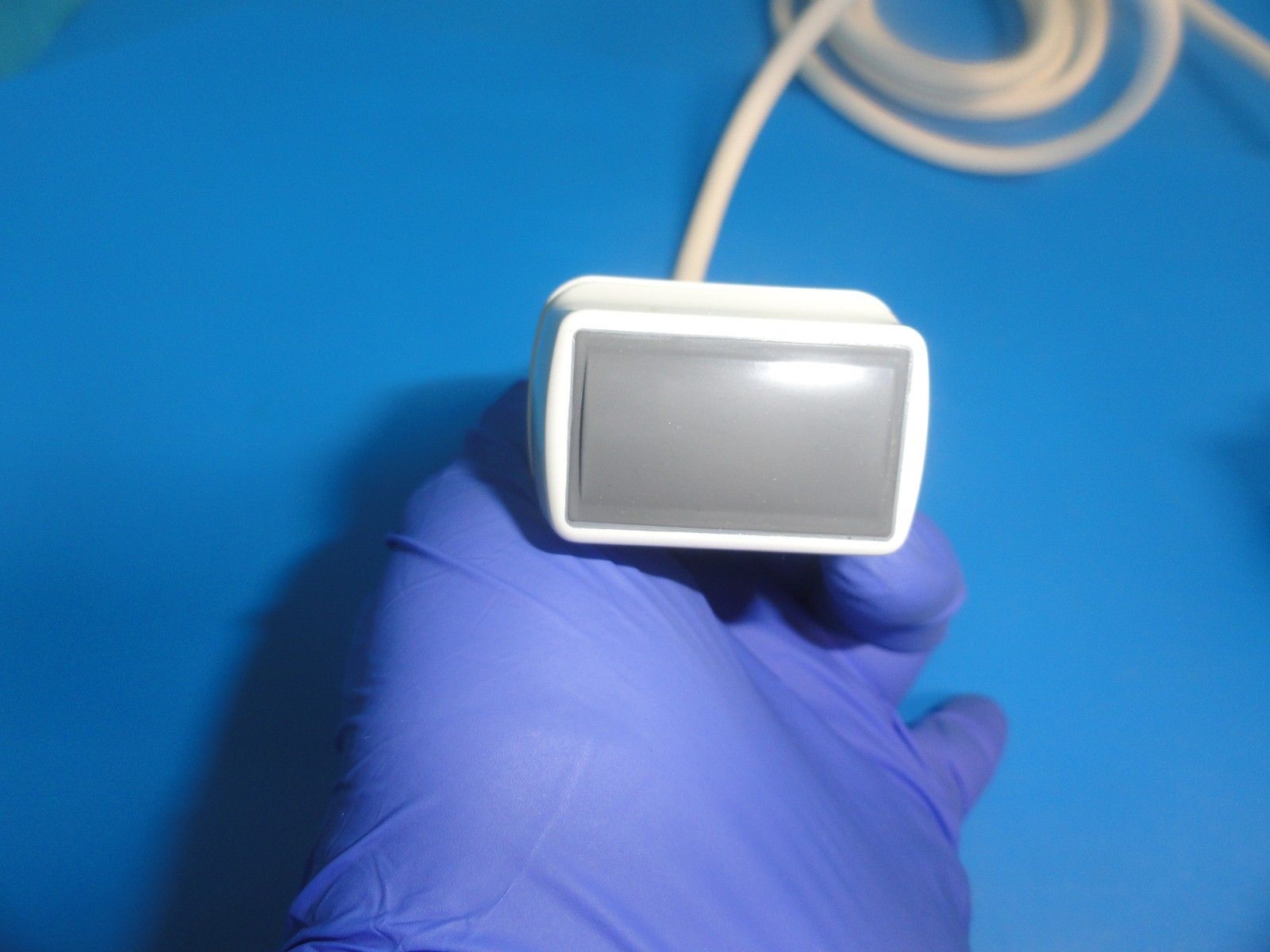 GE 227s P/N 2118743 Phased Array 2-4 MHz Probe W/ Hook for GE Logiq 700 (5979 DIAGNOSTIC ULTRASOUND MACHINES FOR SALE