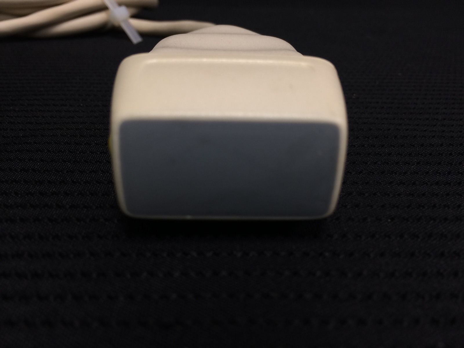 probe head facing camera