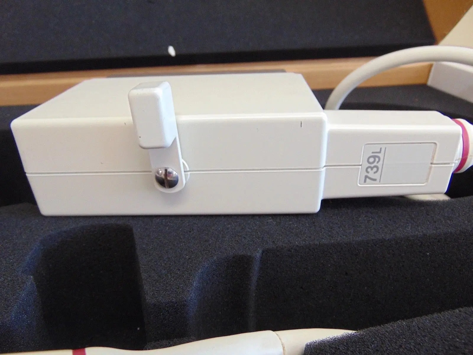 GE ~ Ultrasound Probe ~ Model ~ 739L ~ Good Cosmetic Condition ~ H56 DIAGNOSTIC ULTRASOUND MACHINES FOR SALE