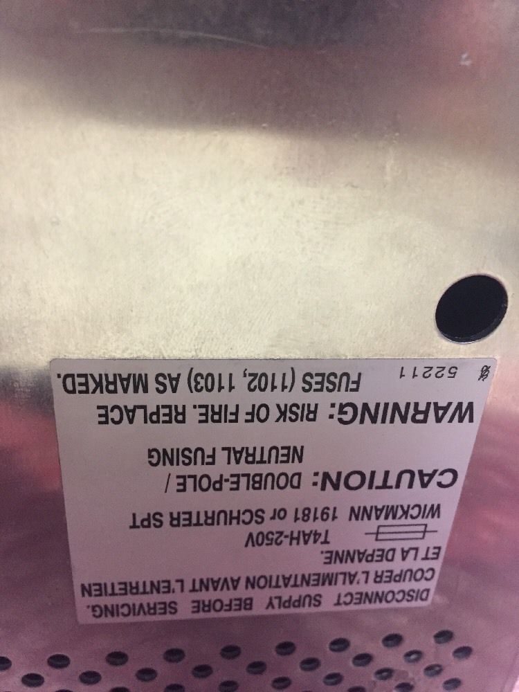 Toshiba Aplio CRT Monitor Model Bsm31-2482E/C17601B/MCM1754TS Ultrasound CRT DIAGNOSTIC ULTRASOUND MACHINES FOR SALE