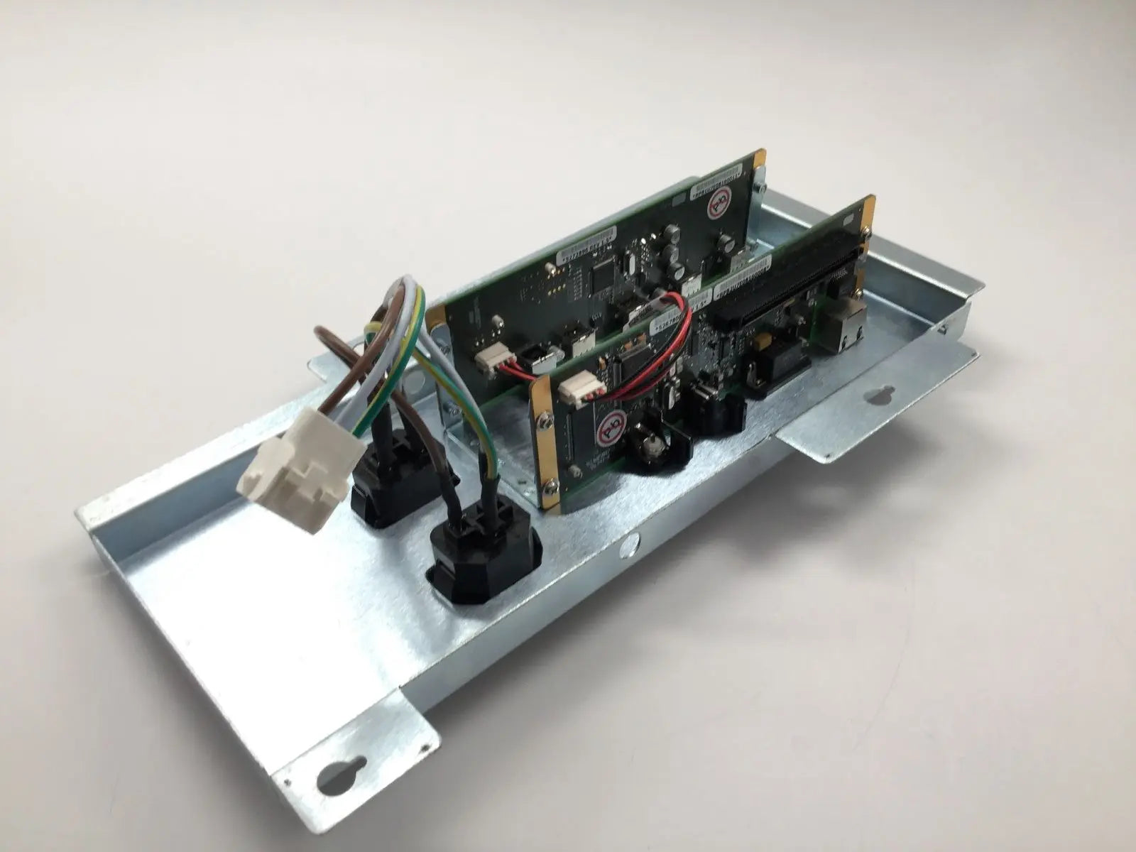 GE Logiq p3 or Vivid p3 Ultrasound Video Out Module Part No. 5273242 REV. 1 DIAGNOSTIC ULTRASOUND MACHINES FOR SALE