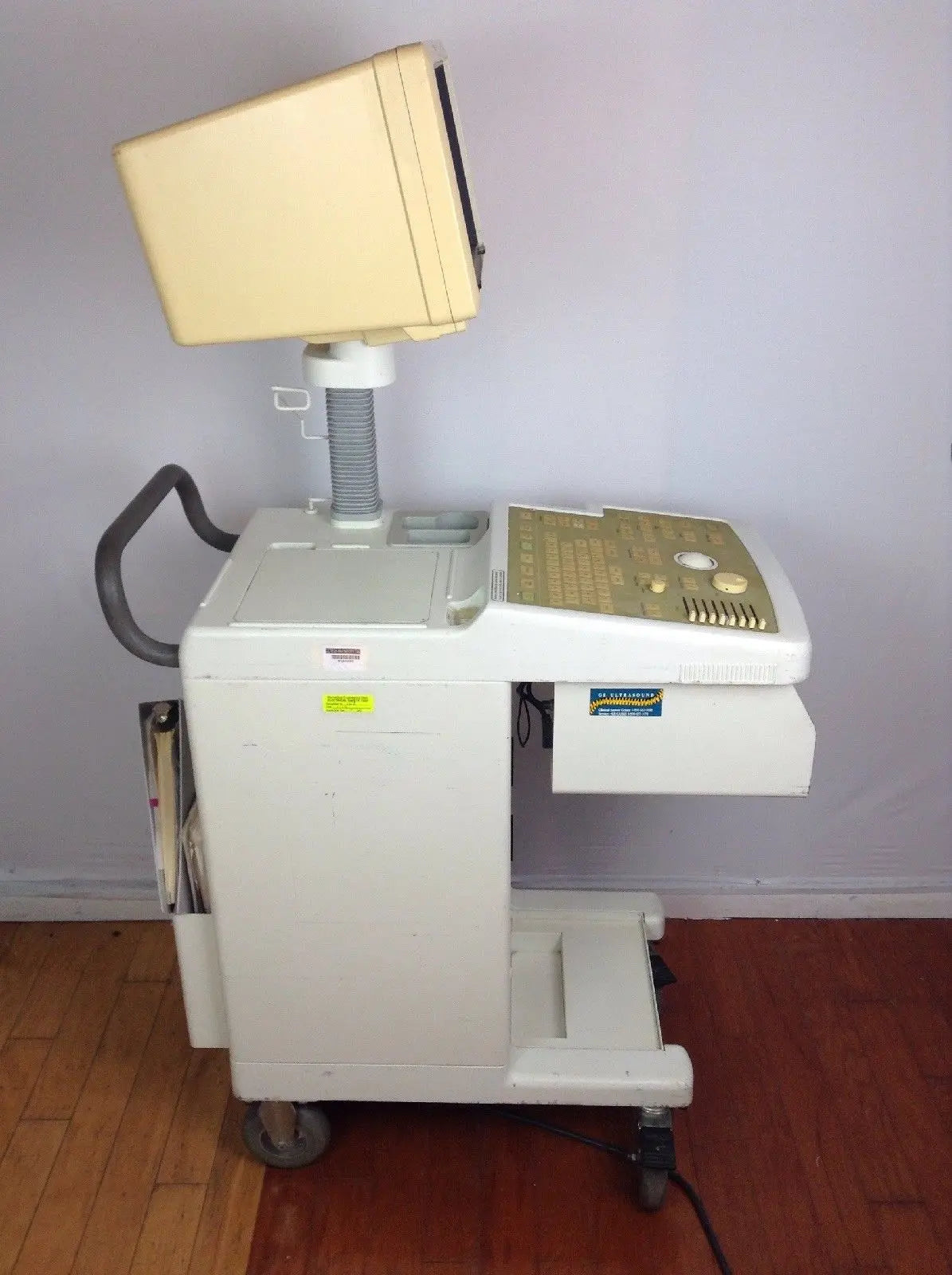 GE RT3200-ADVANTAGE-II DIAGNOSTIC ULTRASOUND SYSTEM 14825 with Sony Printer DIAGNOSTIC ULTRASOUND MACHINES FOR SALE