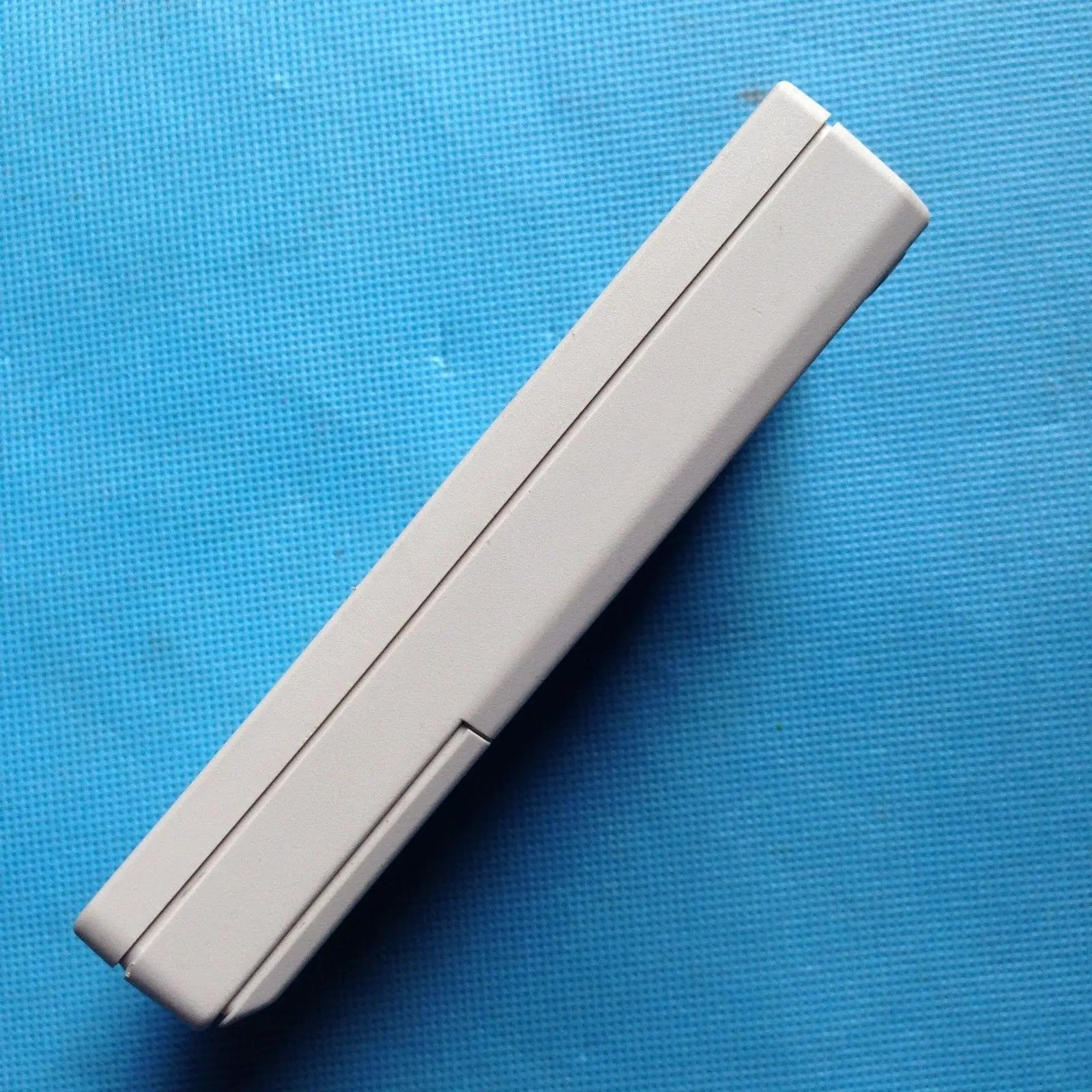 GE Medical Systems Ultrasound Tester Bite Hole Indicator KZ200800 AS-IS DIAGNOSTIC ULTRASOUND MACHINES FOR SALE