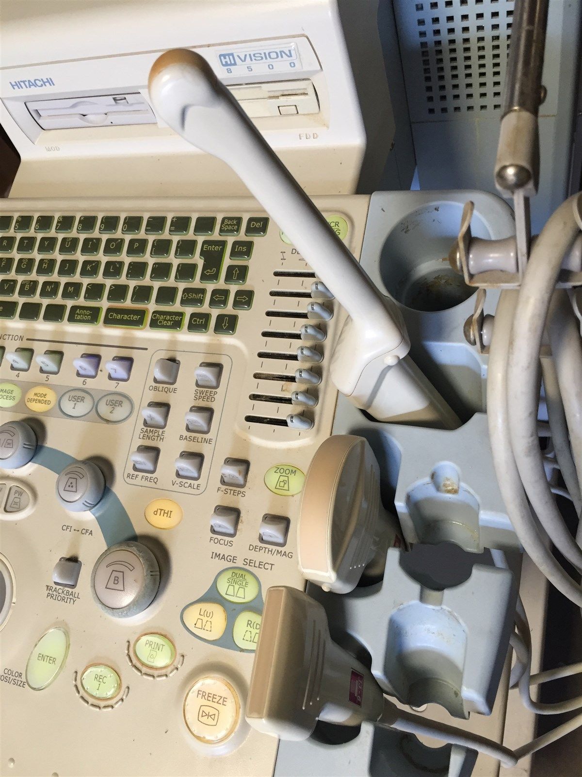 Hitachi Medical EUB-8500 EZU-MT24-S1 Hi Vision Digital Ultrasound Scanner+Probes DIAGNOSTIC ULTRASOUND MACHINES FOR SALE