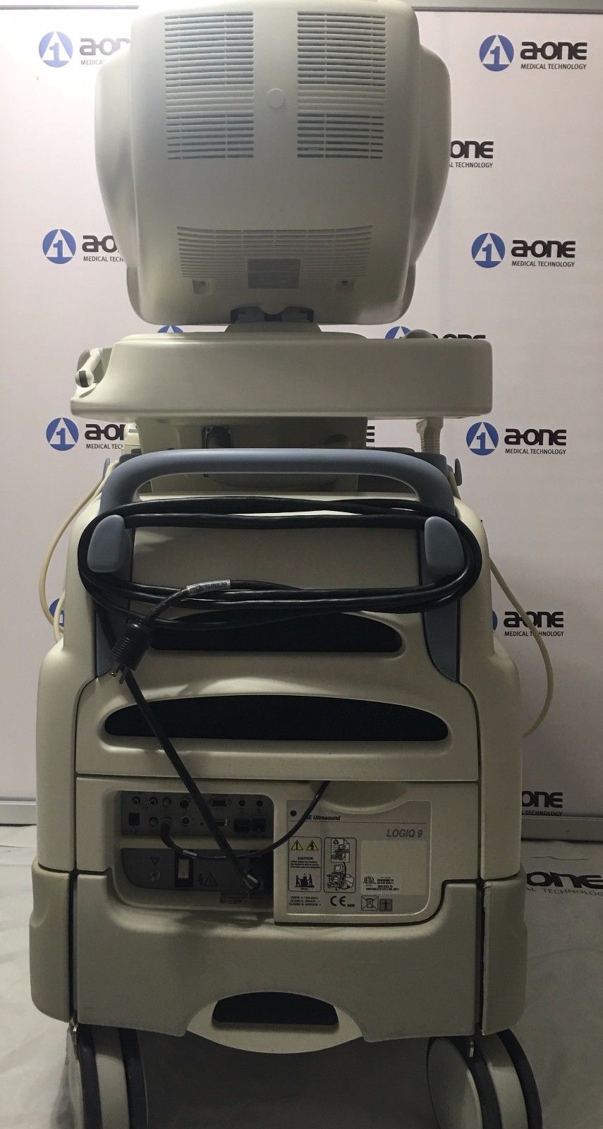 GE Logiq 9 Ultrasound System with 3.5C, E8C, 7L, 10L, and M12L Transducers DIAGNOSTIC ULTRASOUND MACHINES FOR SALE