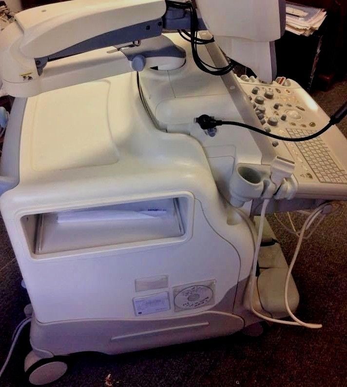 GE Logiq 7 Ultrasound Machine. OB/GYN Radiology Probes available 3.5C, E8C, 9L DIAGNOSTIC ULTRASOUND MACHINES FOR SALE