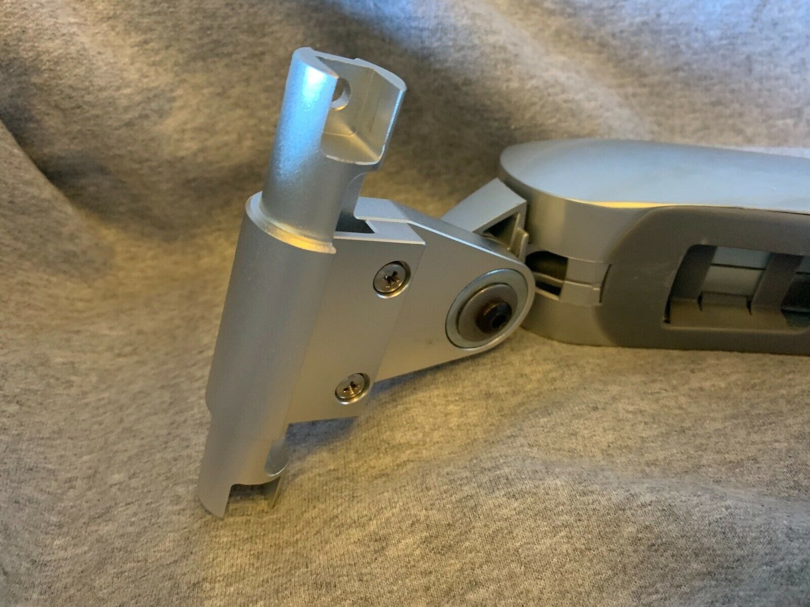 GE Logiq P5 BT11 Articulating Arm Kit USED DIAGNOSTIC ULTRASOUND MACHINES FOR SALE