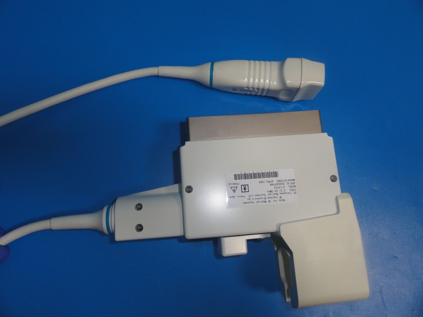 GE 227s P/N 2118743 Phased Array 2-4 MHz Probe W/ Hook for GE Logiq 700 (5979 DIAGNOSTIC ULTRASOUND MACHINES FOR SALE