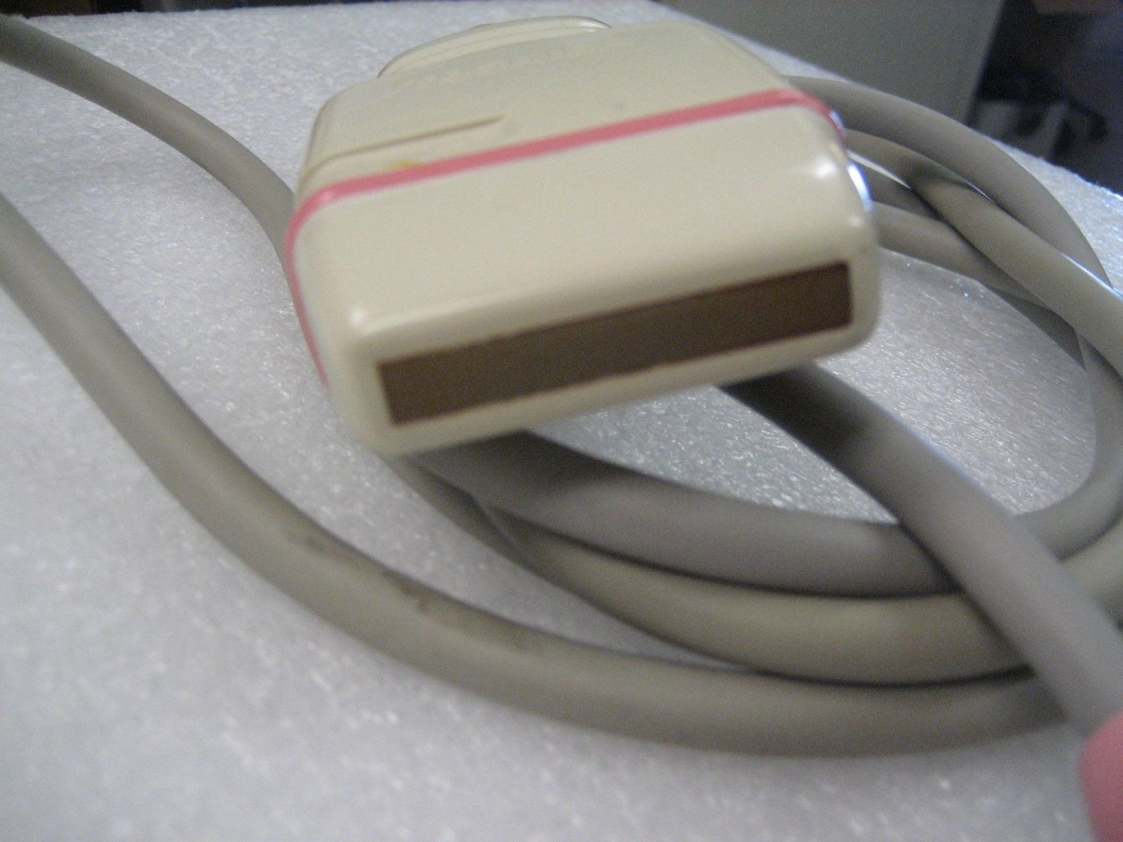 TOSHIBA PLM-703AT Linear Ultrasound Probe.(works good ) DIAGNOSTIC ULTRASOUND MACHINES FOR SALE