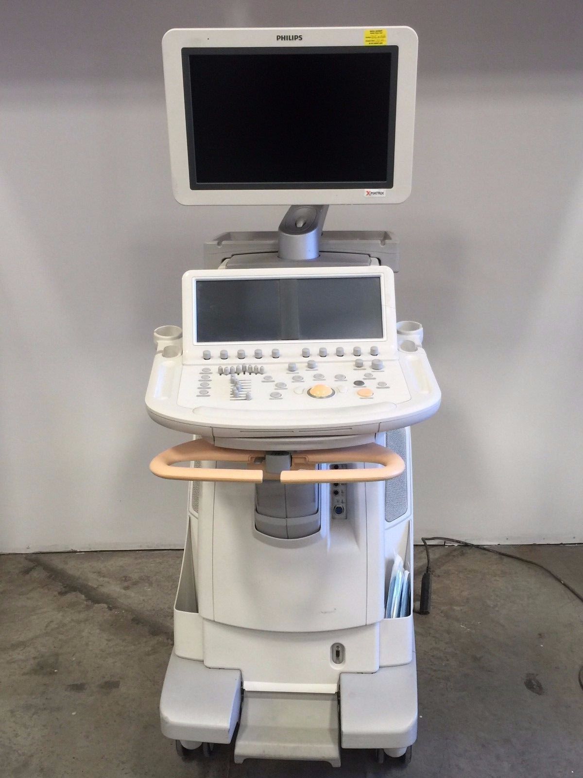 PHILIPS iE33 ULTRASOUND SYSTEM WITH TRANSDUCERS
