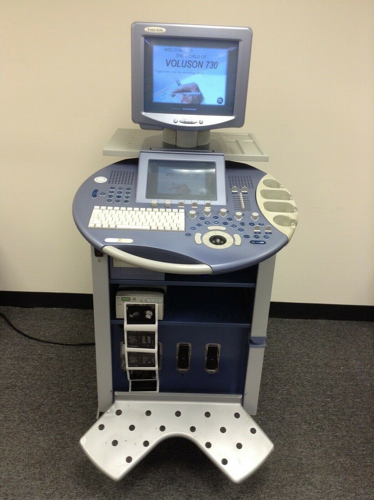 GE Voluson 730 Expert Ultrasound System BT08 DIAGNOSTIC ULTRASOUND MACHINES FOR SALE