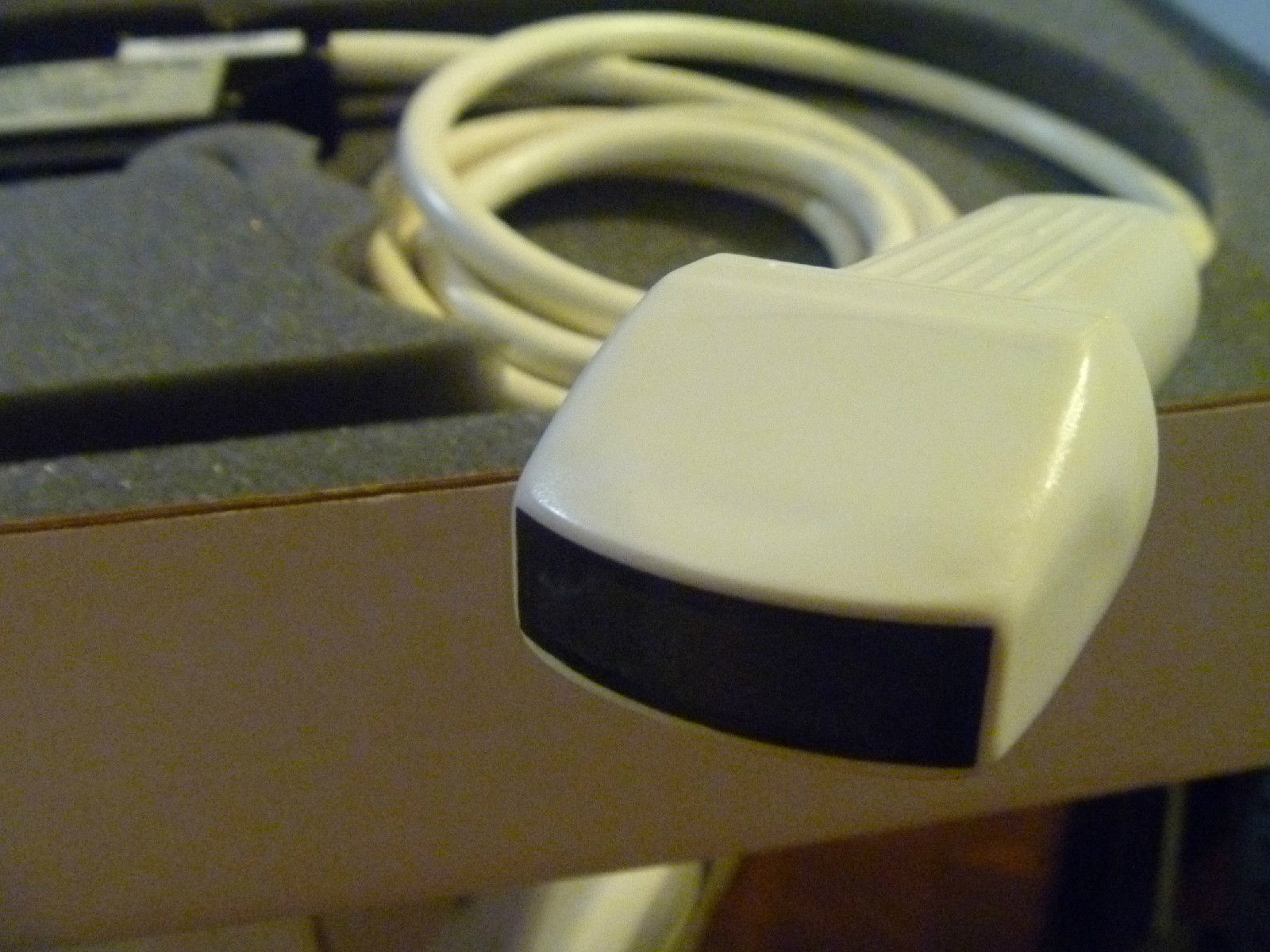 DIASONICS 7.5MHZ Slightly CURVED LINEAR ARRAY PROBE 100-01983-00 transducer DIAGNOSTIC ULTRASOUND MACHINES FOR SALE