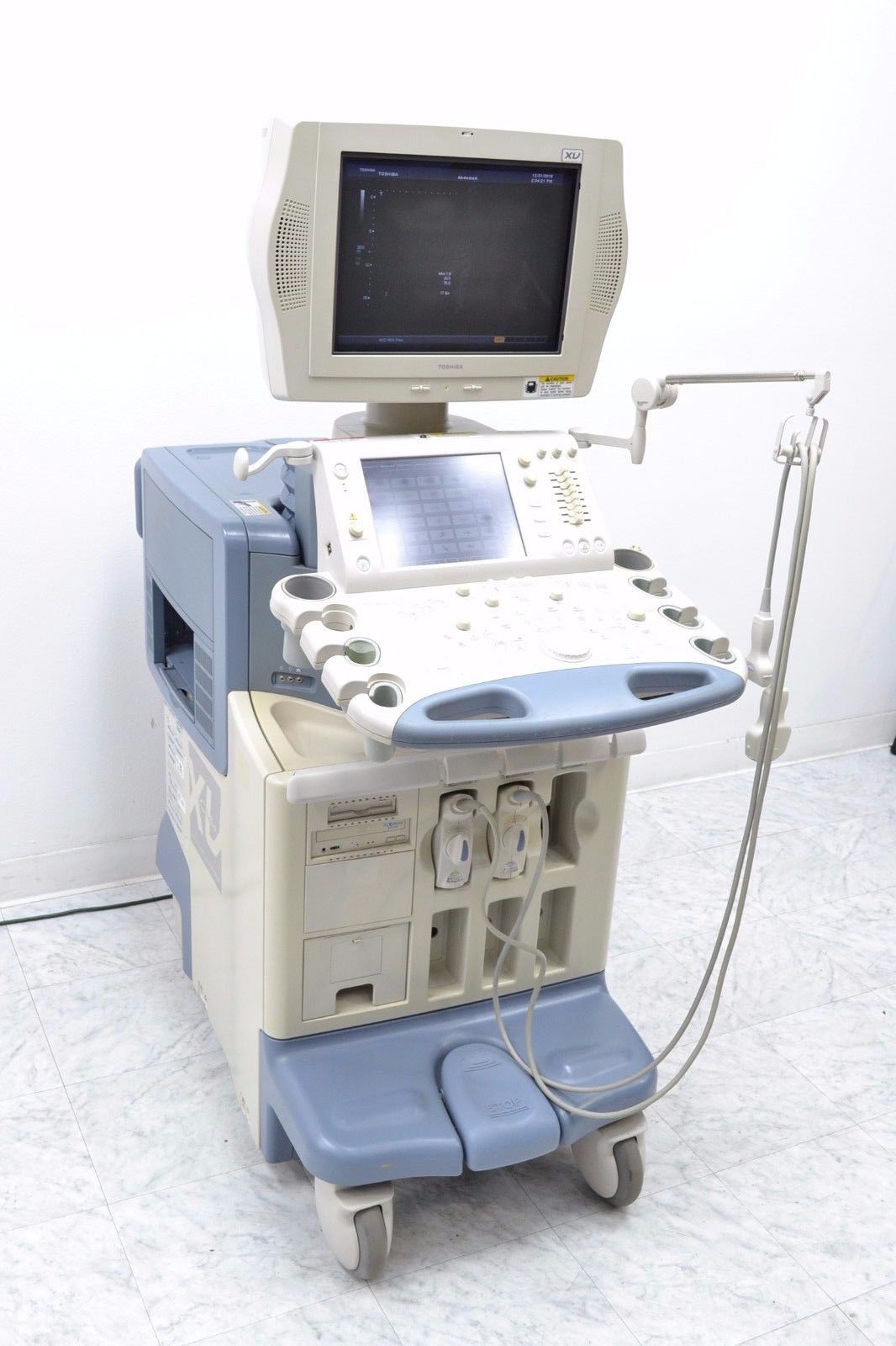 Toshiba SSA-770A Aplio XV Diagnostic Ultrasound W/ PVT-385BT/ PLT-1204AT Probes DIAGNOSTIC ULTRASOUND MACHINES FOR SALE