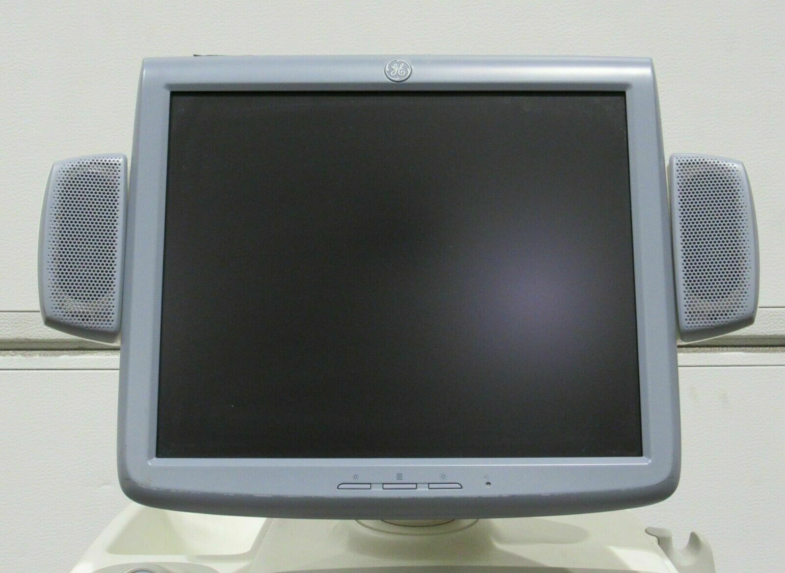 GE Model Logiq 9 2404587 Ultrasound Machine Power Issues For Parts or Repair DIAGNOSTIC ULTRASOUND MACHINES FOR SALE