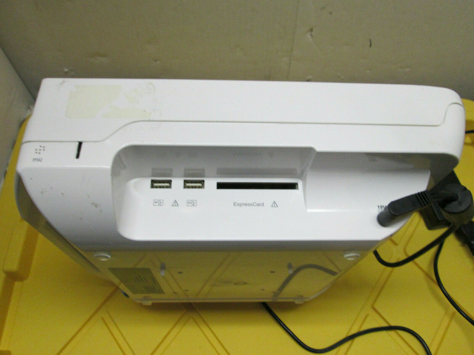 eZono 4000 ultrasound machine portable needle guidance imaging system ezono AG DIAGNOSTIC ULTRASOUND MACHINES FOR SALE