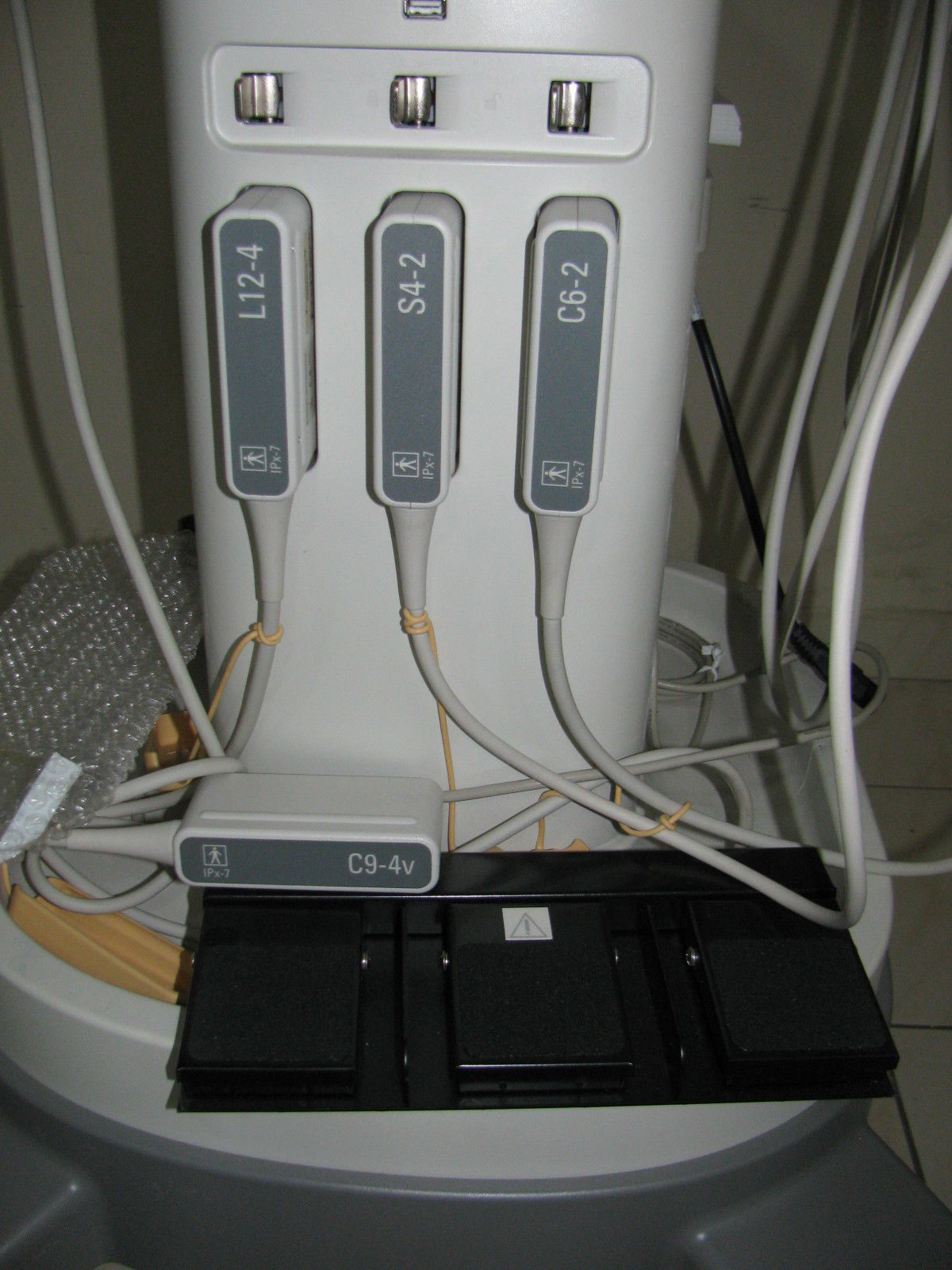 Philips Sparq ultrasound machine with 4 probes. All functions are enabled!